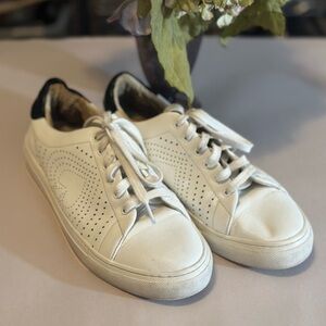 Kate Spade Ashlyn White Heart Leather Sneakers